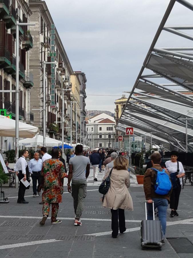 Metropolis Stazione Centrale Naples Extérieur photo